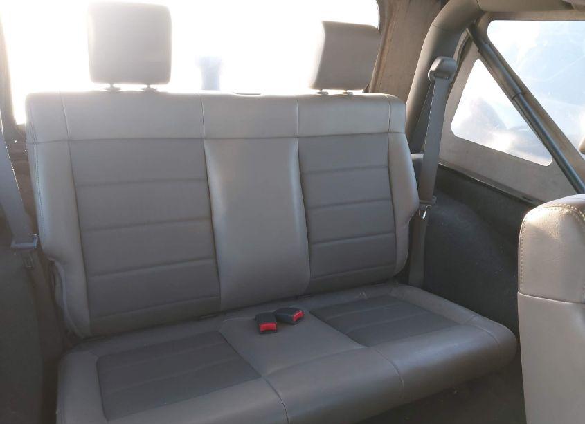 Photo 8 of 2009 Jeep Wrangler X (VIN 1J4FA24139L702938)