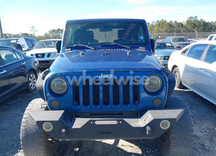 Photo 12 of 2009 Jeep Wrangler X (VIN 1J4FA24139L713244)