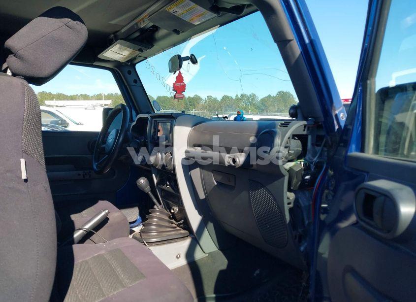 Photo 5 of 2009 Jeep Wrangler X (VIN 1J4FA24139L713244)