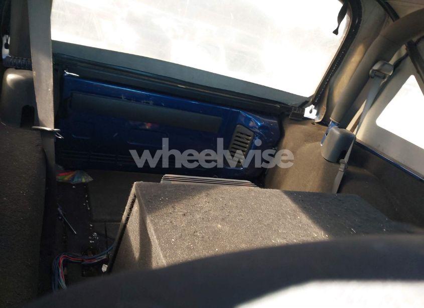 Photo 8 of 2009 Jeep Wrangler X (VIN 1J4FA24139L713244)