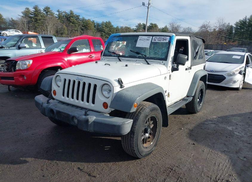 Photo 2 of 2009 Jeep Wrangler X (VIN 1J4FA24139L788106)