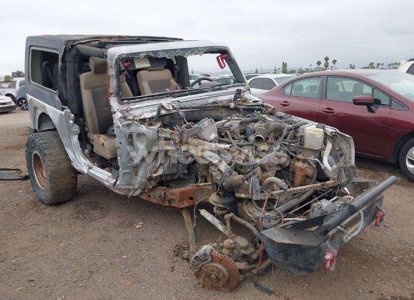 Photo 6 of 2009 Jeep Wrangler X (VIN 1J4FA24149L775557)