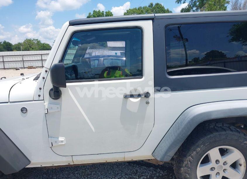 Photo 14 of 2009 Jeep Wrangler X (VIN 1J4FA24149L781794)