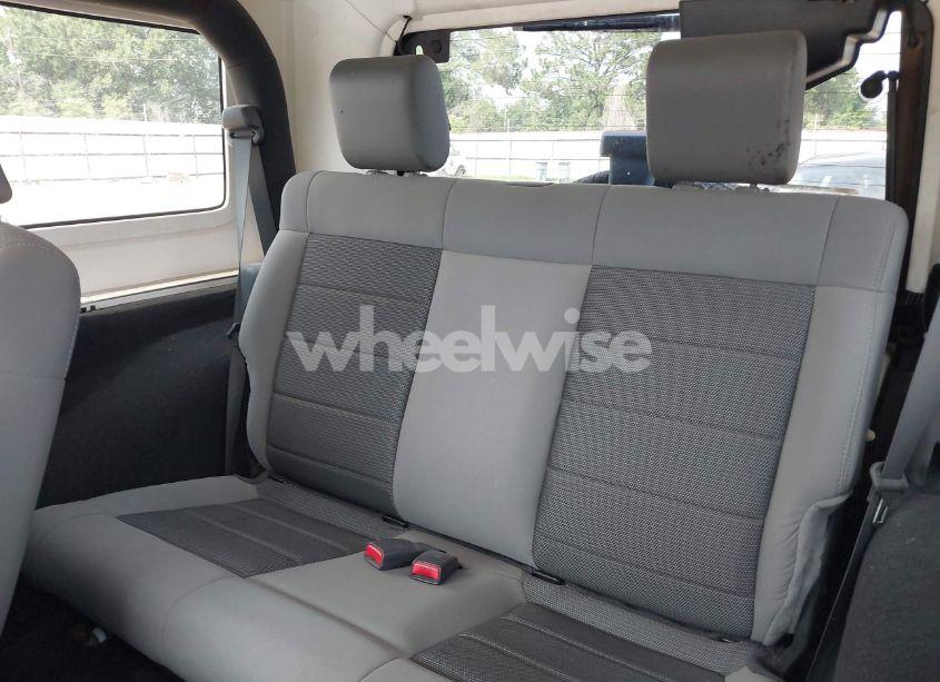 Photo 8 of 2009 Jeep Wrangler X (VIN 1J4FA24149L781794)