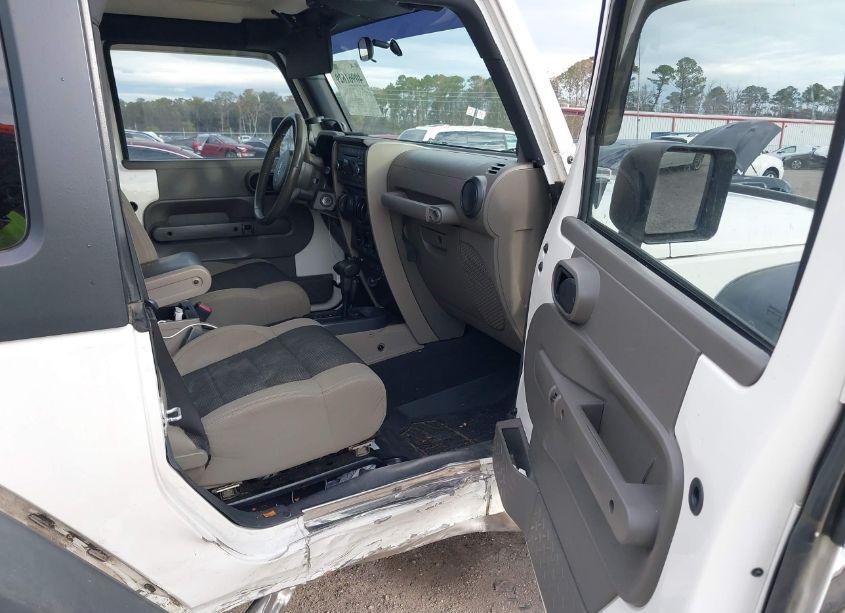 Photo 5 of 2007 Jeep Wrangler X (VIN 1J4FA24157L164174)