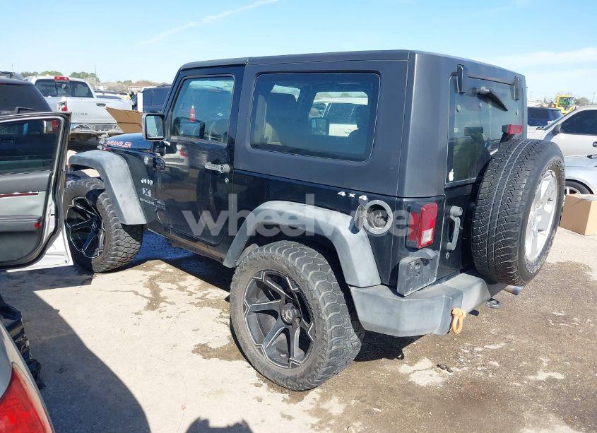 Photo 3 of 2007 Jeep Wrangler X (VIN 1J4FA24157L222980)
