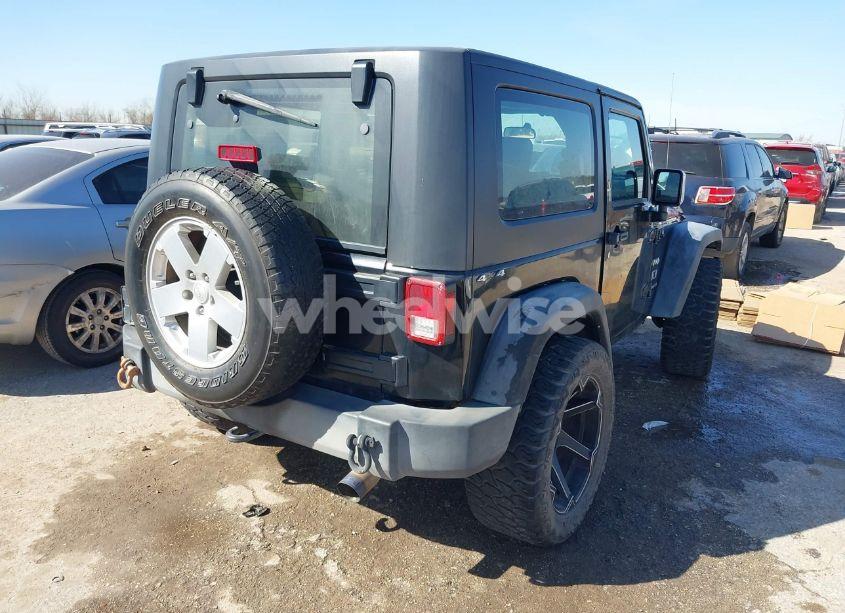 Photo 4 of 2007 Jeep Wrangler X (VIN 1J4FA24157L222980)