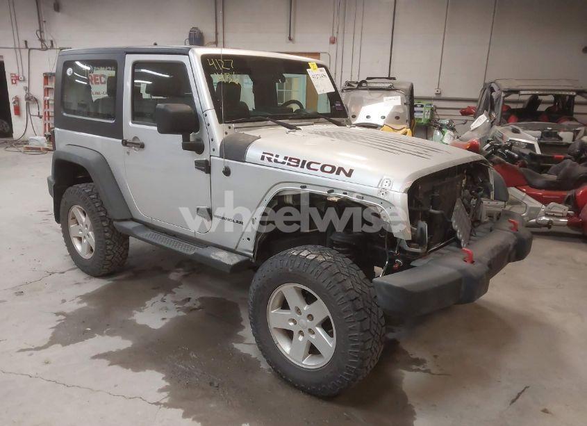 2008 Jeep Wrangler X (VIN 1J4FA24158L542771) main photo