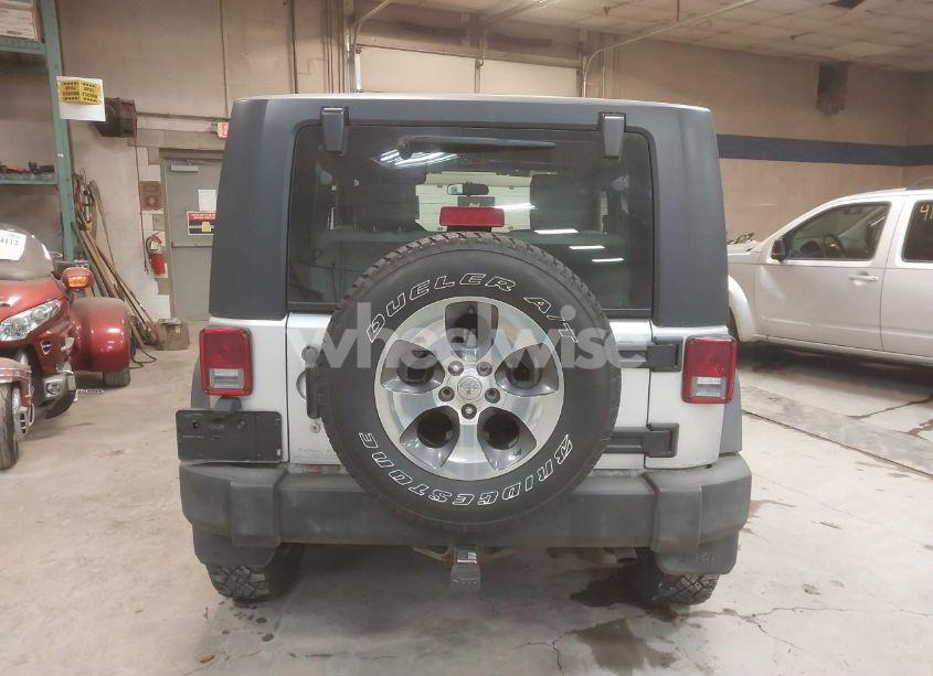 Photo 16 of 2008 Jeep Wrangler X (VIN 1J4FA24158L542771)