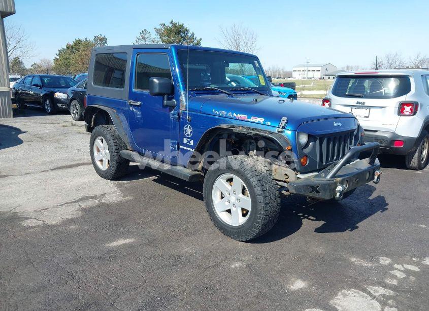 2009 Jeep Wrangler X (VIN 1J4FA24169L739367) main photo