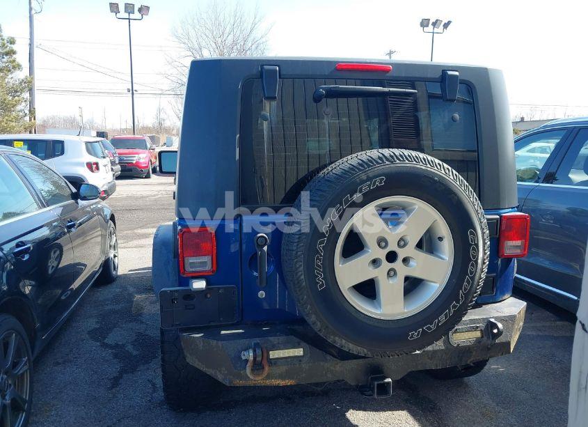 Photo 16 of 2009 Jeep Wrangler X (VIN 1J4FA24169L739367)