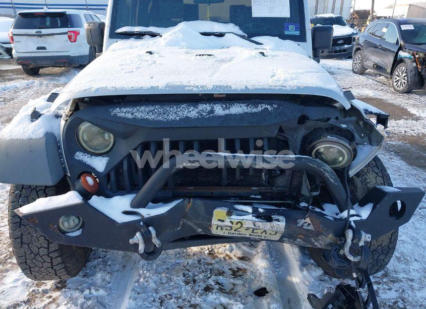 Photo 12 of 2009 Jeep Wrangler X (VIN 1J4FA24169L771221)