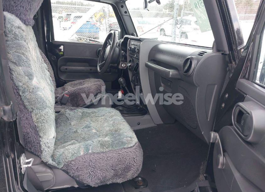 Photo 5 of 2008 Jeep Wrangler X (VIN 1J4FA24178L626624)