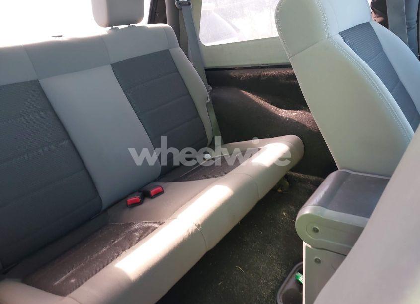 Photo 8 of 2009 Jeep Wrangler X (VIN 1J4FA24179L711352)