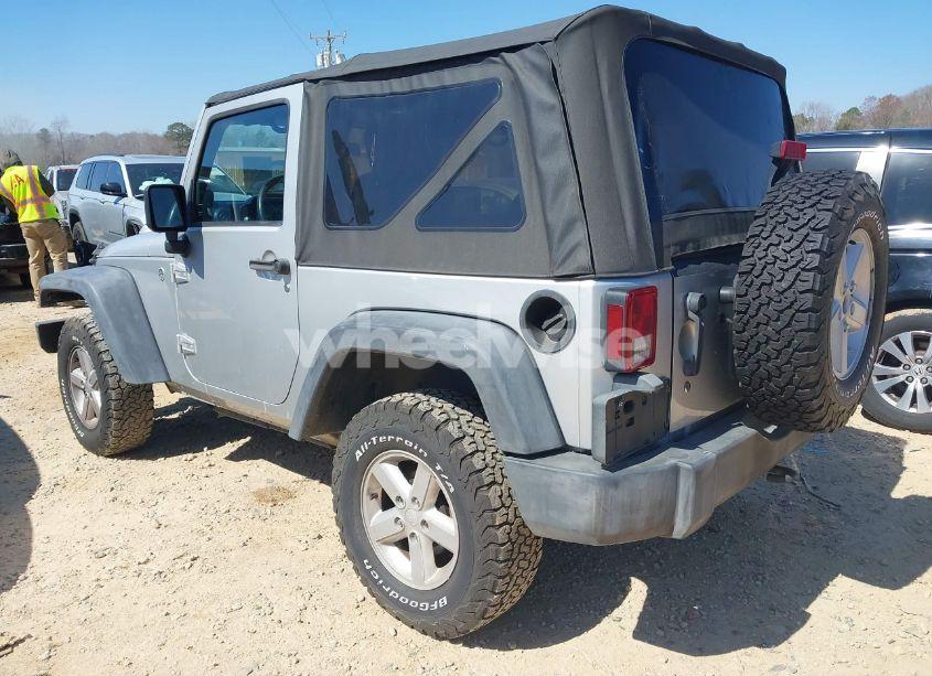 Photo 3 of 2007 Jeep Wrangler X (VIN 1J4FA24187L143478)