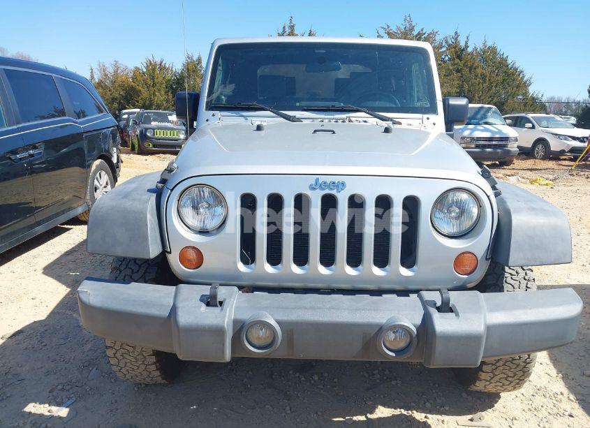 Photo 6 of 2007 Jeep Wrangler X (VIN 1J4FA24187L143478)