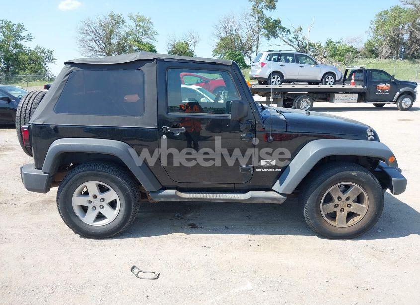 Photo 13 of 2007 Jeep Wrangler X (VIN 1J4FA24187L160975)