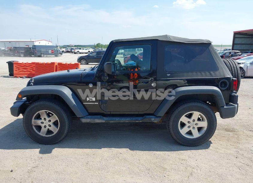Photo 14 of 2007 Jeep Wrangler X (VIN 1J4FA24187L160975)