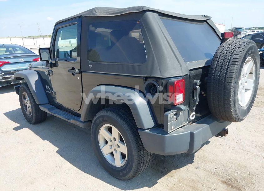 Photo 3 of 2007 Jeep Wrangler X (VIN 1J4FA24187L160975)