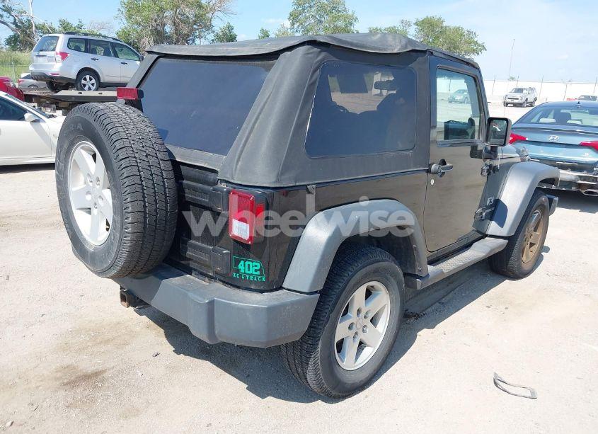 Photo 4 of 2007 Jeep Wrangler X (VIN 1J4FA24187L160975)