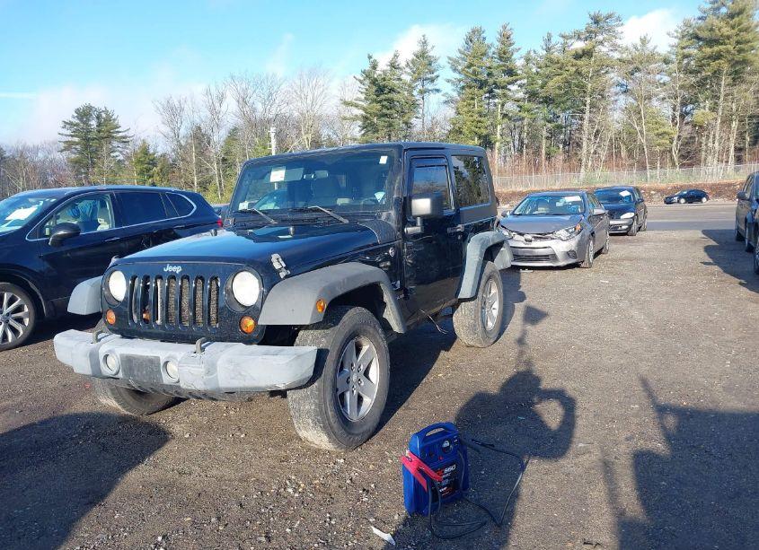 Photo 2 of 2009 Jeep Wrangler X (VIN 1J4FA24189L733814)