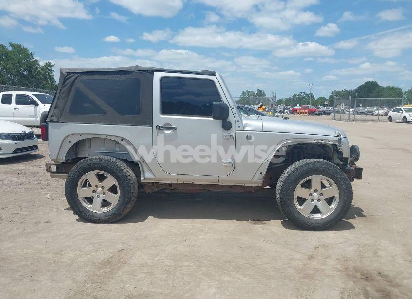 Photo 12 of 2009 Jeep Wrangler X (VIN 1J4FA24189L755392)