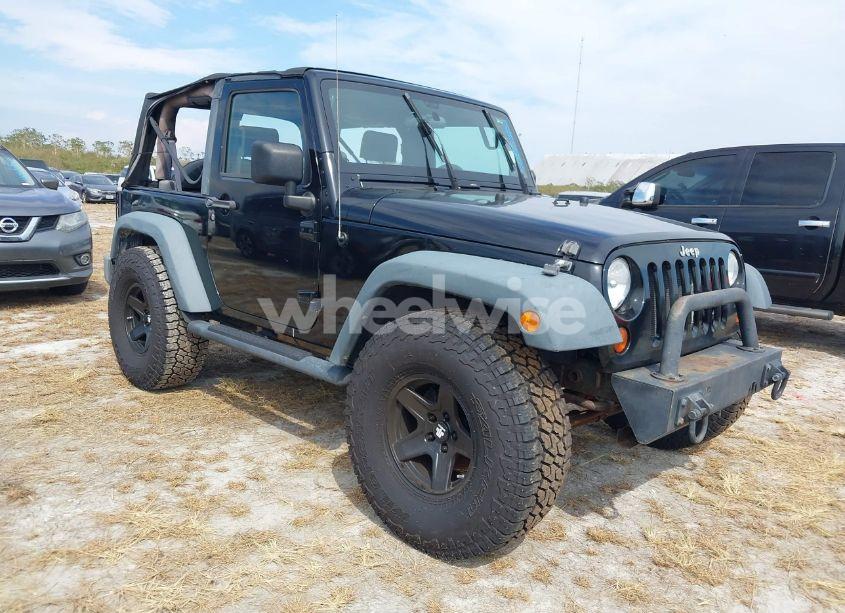 2008 Jeep Wrangler X (VIN 1J4FA24198L644445) main photo