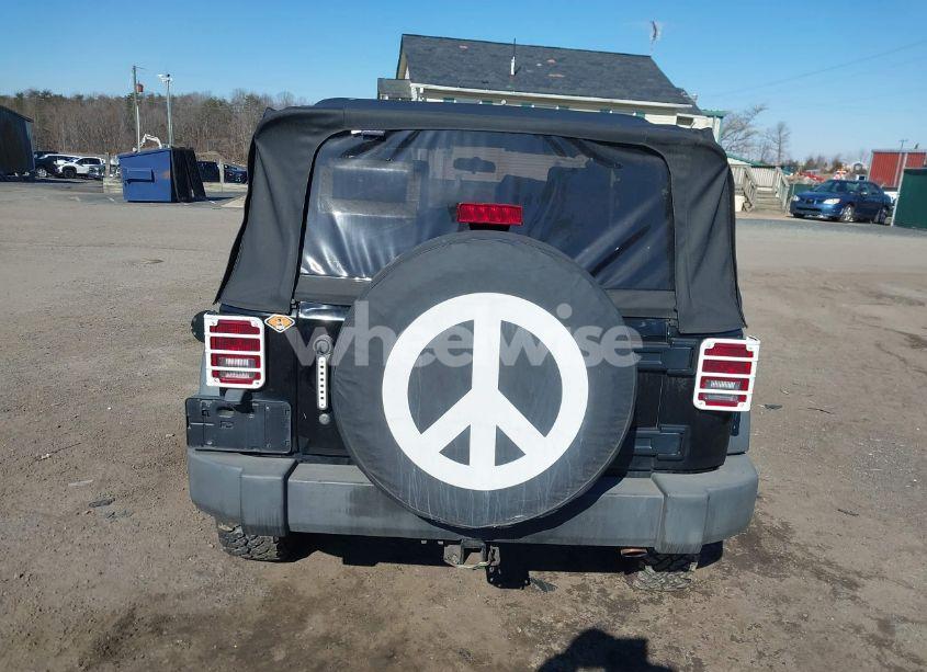 Photo 16 of 2008 Jeep Wrangler X (VIN 1J4FA24198L653551)