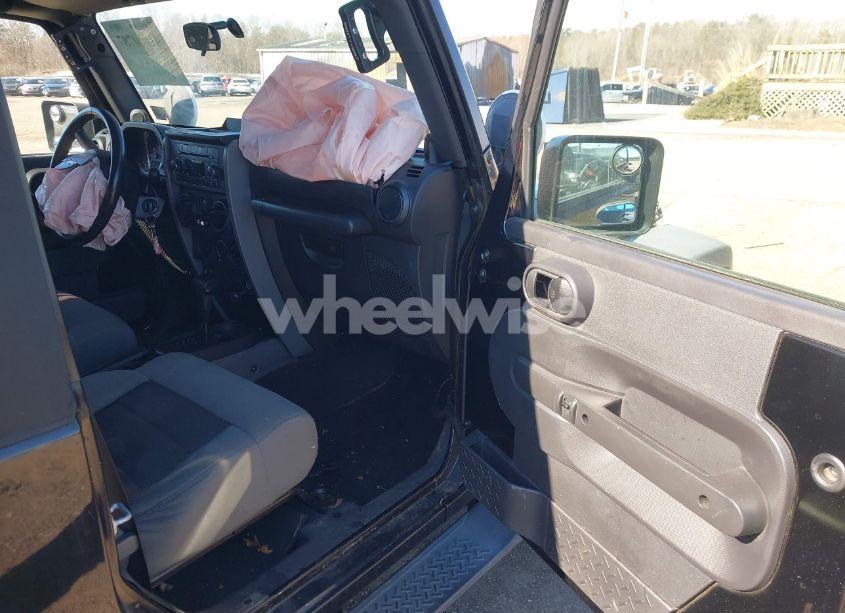 Photo 5 of 2008 Jeep Wrangler X (VIN 1J4FA24198L653551)