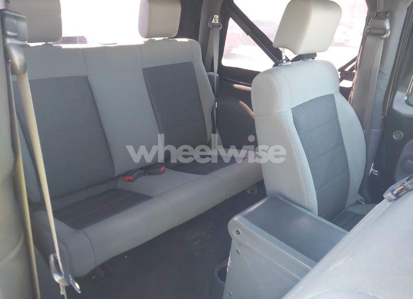 Photo 8 of 2008 Jeep Wrangler X (VIN 1J4FA24198L653551)