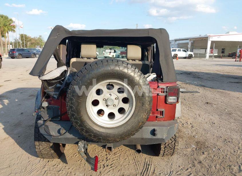 Photo 16 of 2007 Jeep Wrangler X (VIN 1J4FA241X7L103550)