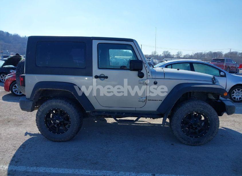 Photo 13 of 2007 Jeep Wrangler X (VIN 1J4FA241X7L152196)
