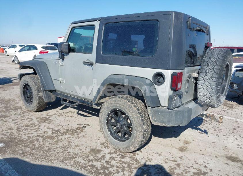 Photo 3 of 2007 Jeep Wrangler X (VIN 1J4FA241X7L152196)