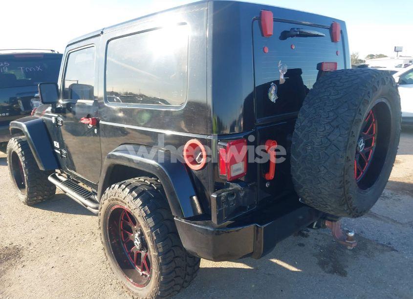 Photo 3 of 2008 Jeep Wrangler X (VIN 1J4FA241X8L546850)