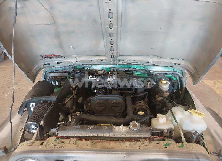 Photo 10 of 2005 Jeep Wrangler SE (VIN 1J4FA29115P314084)