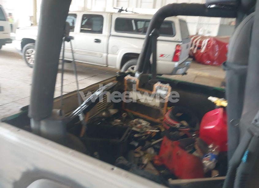 Photo 8 of 2005 Jeep Wrangler SE (VIN 1J4FA29115P314084)