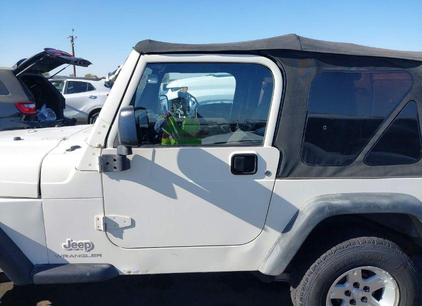 Photo 14 of 2003 Jeep Wrangler SE (VIN 1J4FA29133P364174)