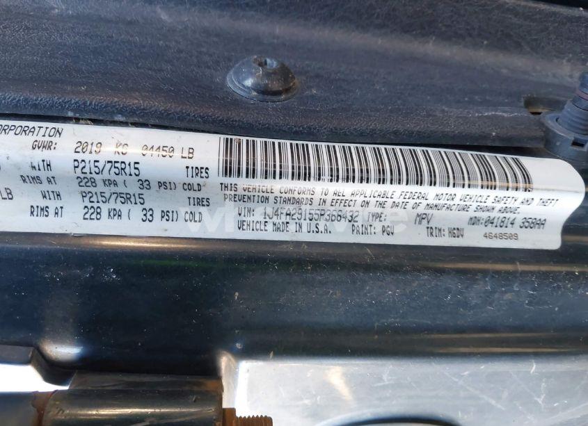 Photo 9 of 2005 Jeep Wrangler SE (VIN 1J4FA29155P366432)