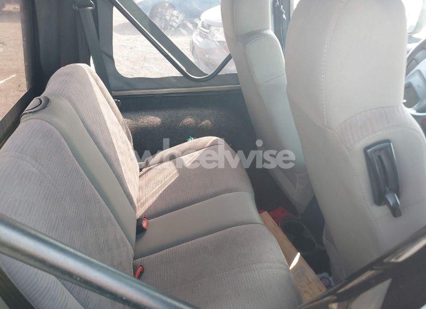 Photo 8 of 2004 Jeep Wrangler SE (VIN 1J4FA29164P719694)