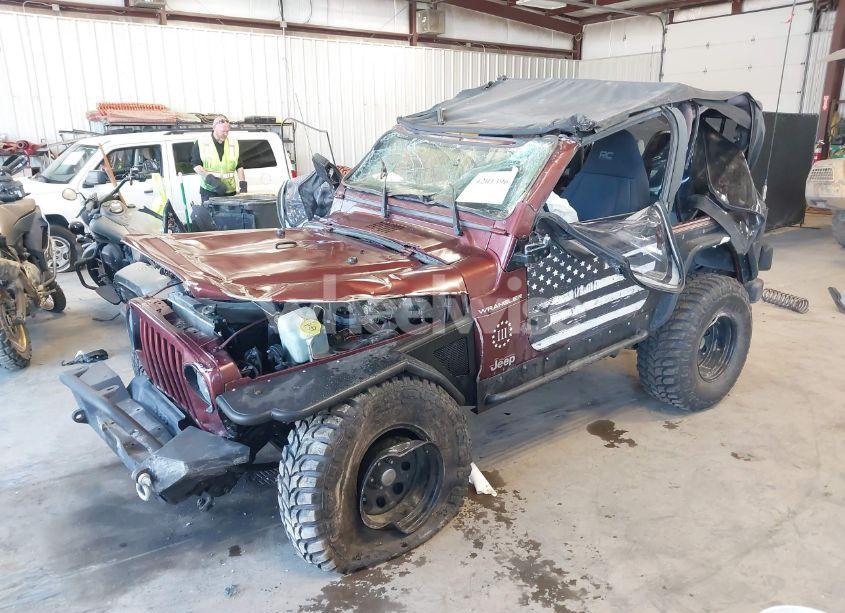 Photo 2 of 2001 Jeep Wrangler SE (VIN 1J4FA29P01P372136)