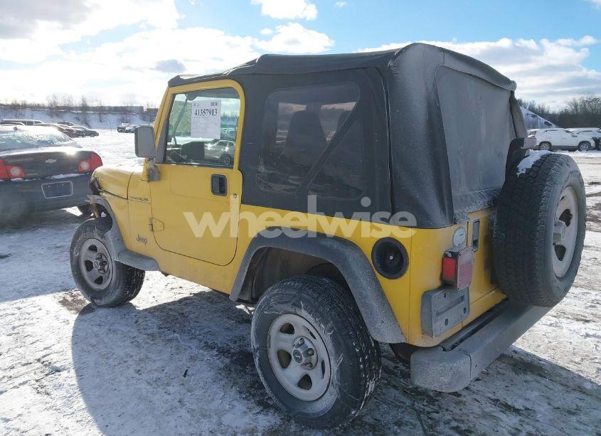 Photo 3 of 2000 Jeep Wrangler SE (VIN 1J4FA29P1YP791638)