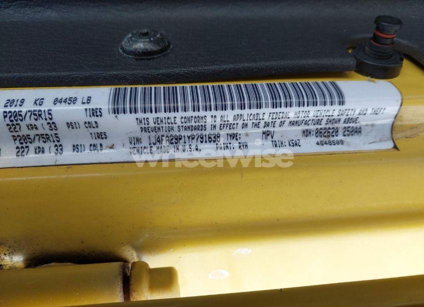 Photo 9 of 2000 Jeep Wrangler SE (VIN 1J4FA29P1YP791638)