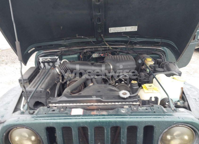 Photo 10 of 2001 Jeep Wrangler SE (VIN 1J4FA29P41P302932)