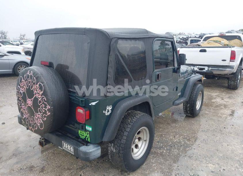 Photo 4 of 2001 Jeep Wrangler SE (VIN 1J4FA29P41P302932)