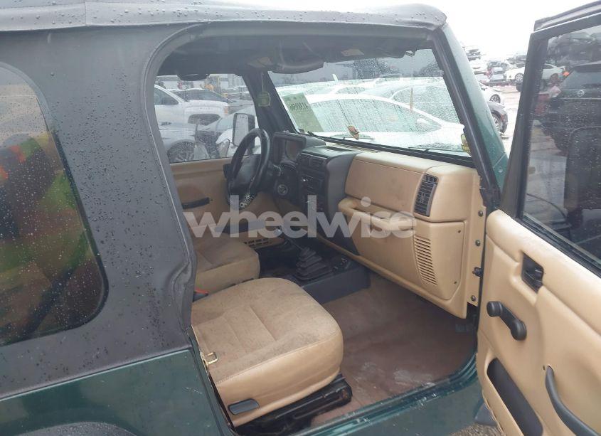 Photo 5 of 2001 Jeep Wrangler SE (VIN 1J4FA29P41P302932)