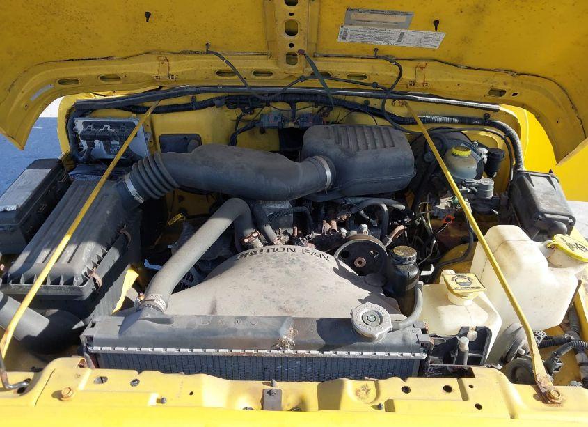 Photo 10 of 2000 Jeep Wrangler SE (VIN 1J4FA29P4YP706985)