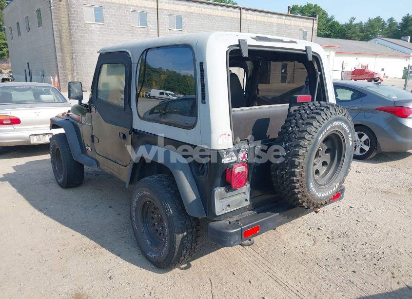 Photo 3 of 2000 Jeep Wrangler SE (VIN 1J4FA29P6YP791344)
