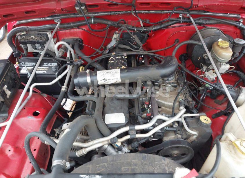 Photo 10 of 2000 Jeep Wrangler SE (VIN 1J4FA29P7YP793068)