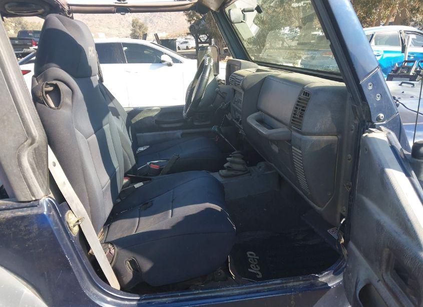 Photo 5 of 2000 Jeep Wrangler SE (VIN 1J4FA29P7YP802707)