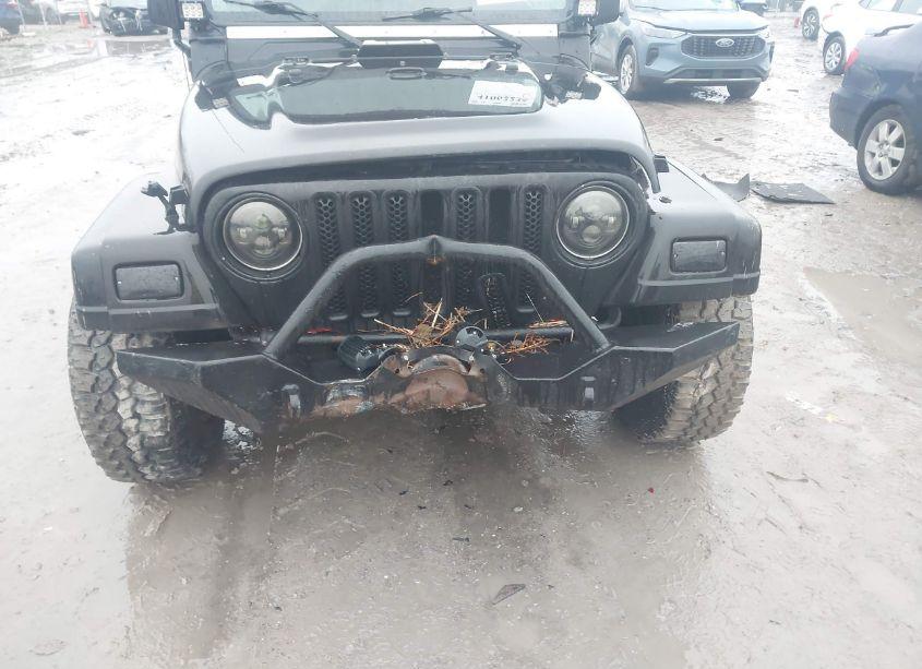 Photo 6 of 2000 Jeep Wrangler SE (VIN 1J4FA29P8YP711025)